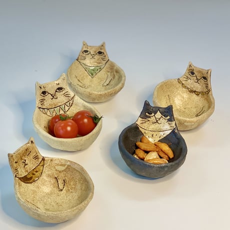 平野照子　ねこ小鉢　so009011