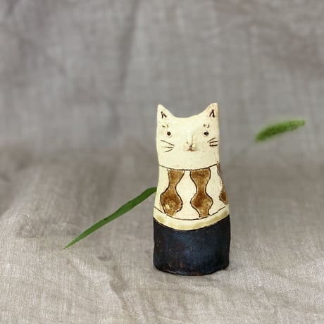 平野照子　猫花入れHA053