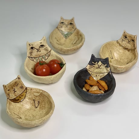 平野照子　ねこ小鉢　so009002