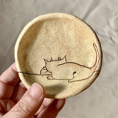 平野照子　猫まめざら　アナノゾキ