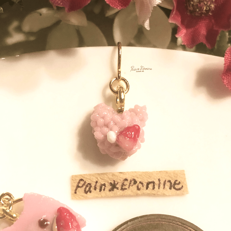 片耳】にゃんこ桜餅ピアス：関西風 | Pain＊Eponine