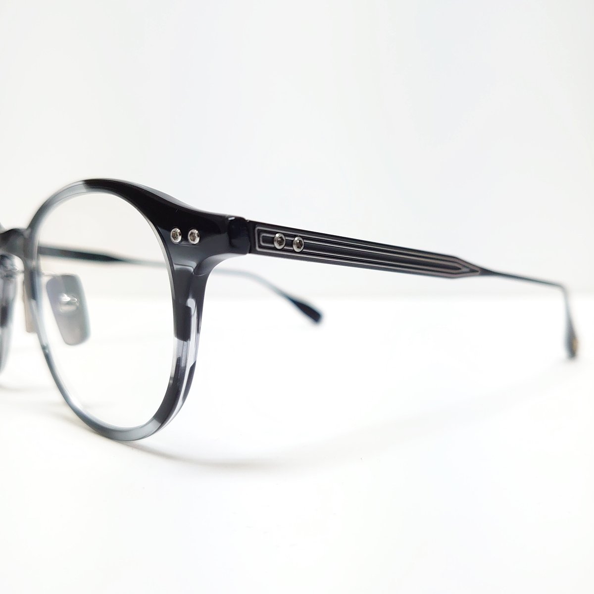 DITA ASH(+) DTX148-A-04 | OPTICAL TAILOR CRADLE