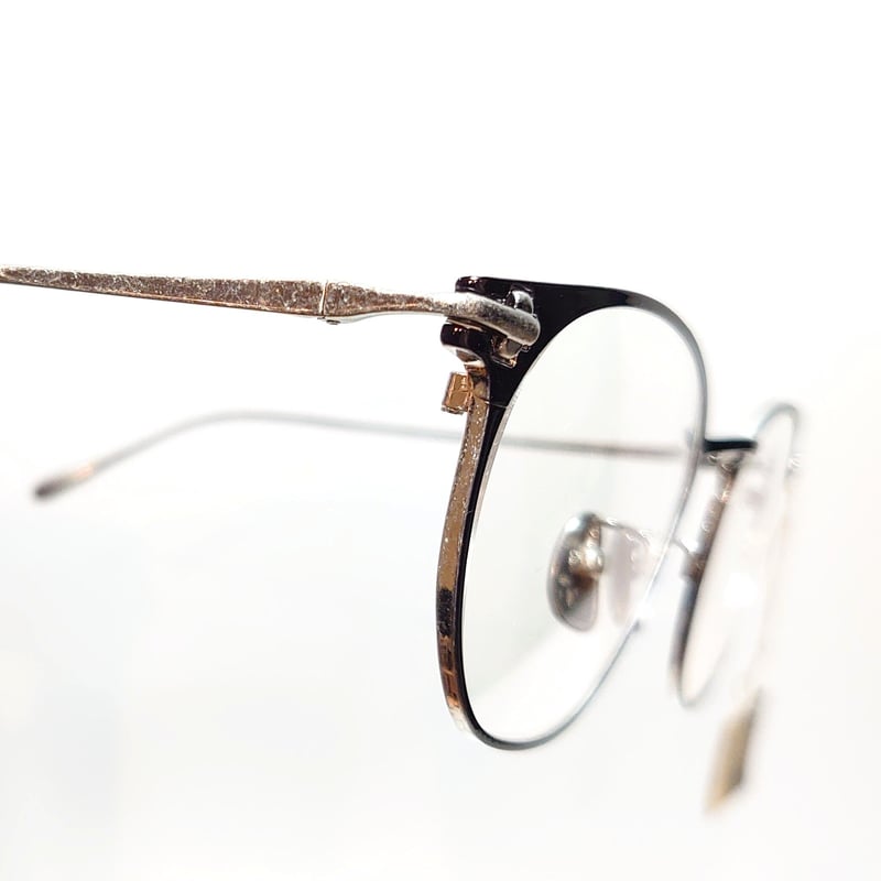 TAYLOR WITH RESPECT auth Col.01(Black&Damaged G
