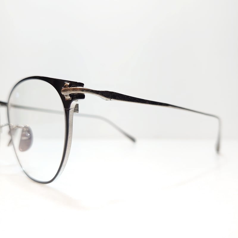 TAYLOR WITH RESPECT auth Col.01(Black&Damaged G