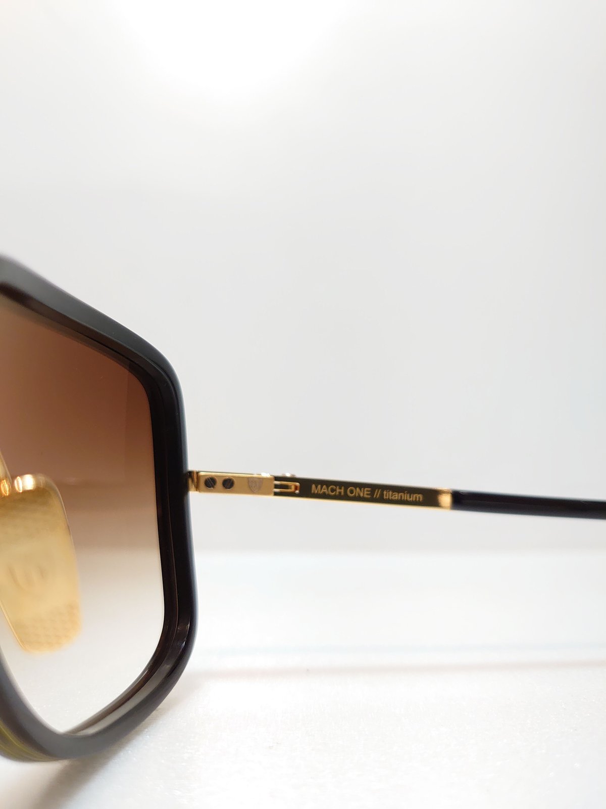 DITA MACH-ONE DRX-2030B-59 | OPTICAL TAILOR CRADLE