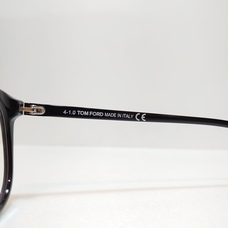 TOM FORD TF5725D-B-N ウェリントンメガネ ブラック TOM FORD TF5725D-B-N ウェリントンメガネ ブラック TOM FORD TF5725D