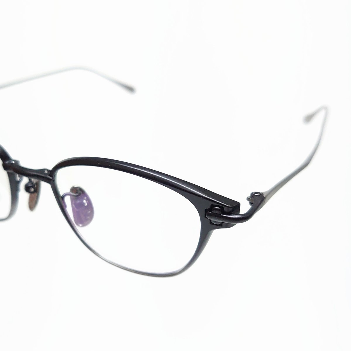 TAYLOR WITH RESPECT castor Col.01 | OPTICAL TAI 