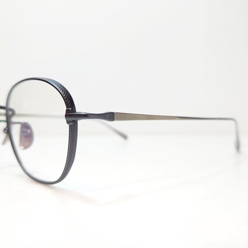 美品 TAYLOR WITH RESPECT void 04 TAYLOR WITH RESPECT void Col.04(Smoke Green) |