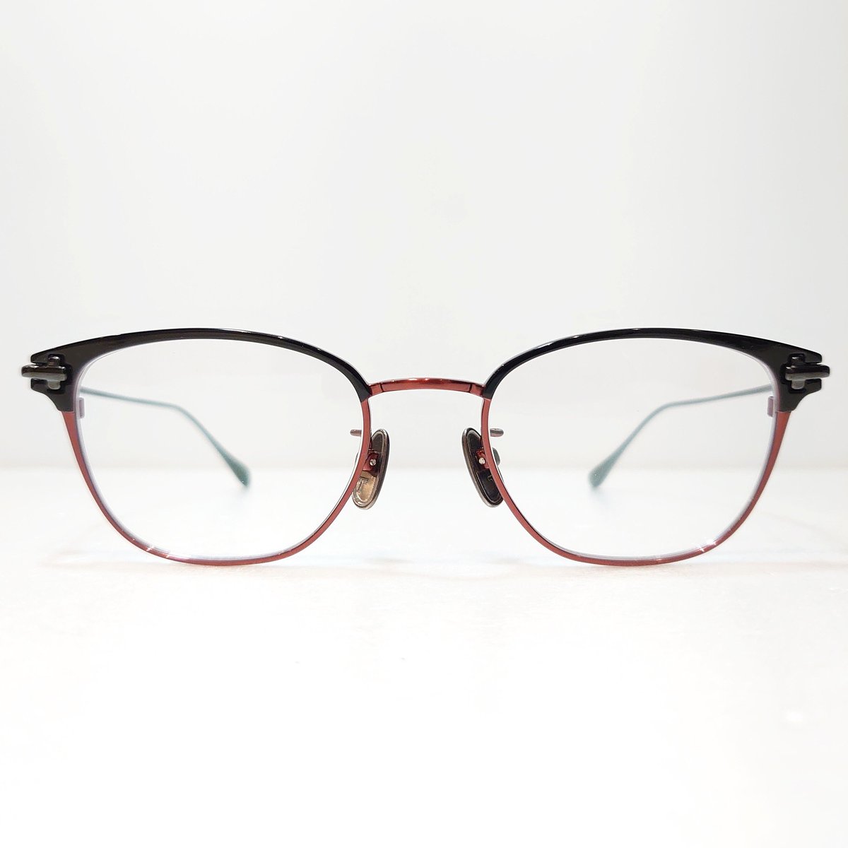 TAYLOR WITH RESPECT mimic Col.06(Black&Wine) | TAYLOR WITH RESPECT mimic Col.06(Black&Wine) |