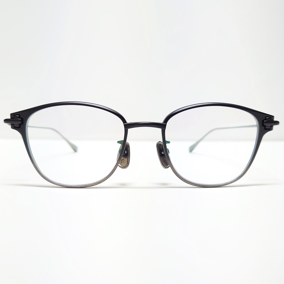 TAYLOR WITH RESPECT castor Col.01 | OPTICAL TAI 
