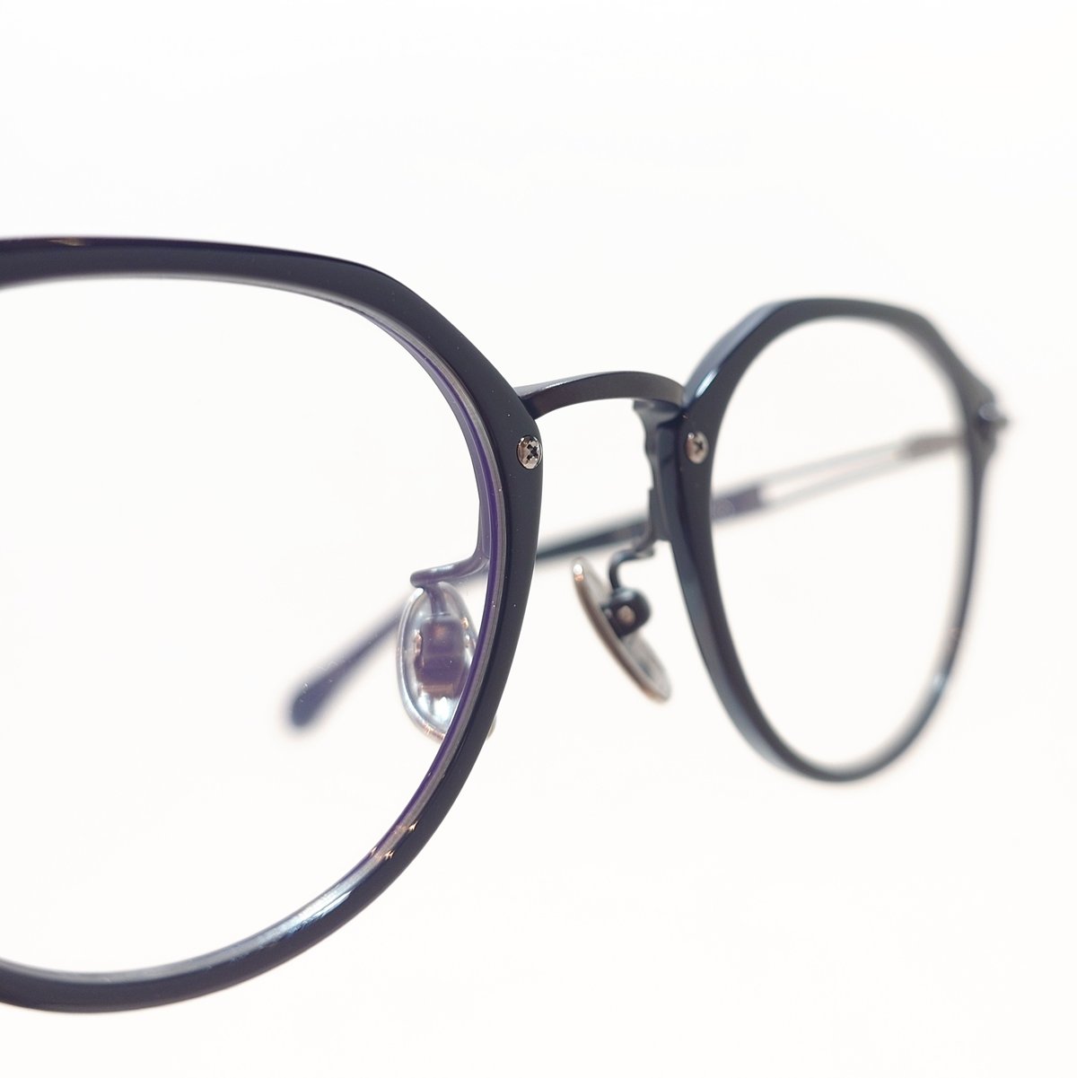 TAYLOR WITH RESPECT void Col.01(Obsidian Black)