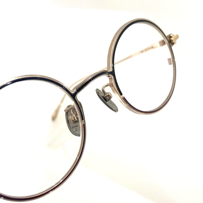 TAYLOR WITH RESPECT phi Col.01(Black Wine&Gold)