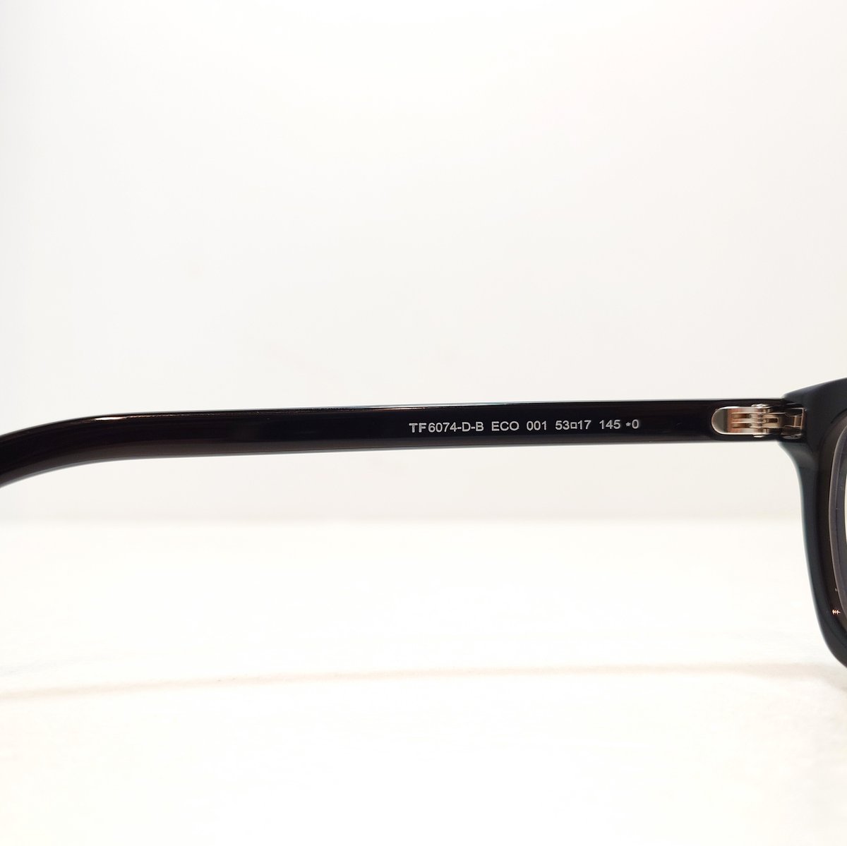 TOM FORD】 TF6074-D-B ECO 001 | OPTICAL TAILOR 