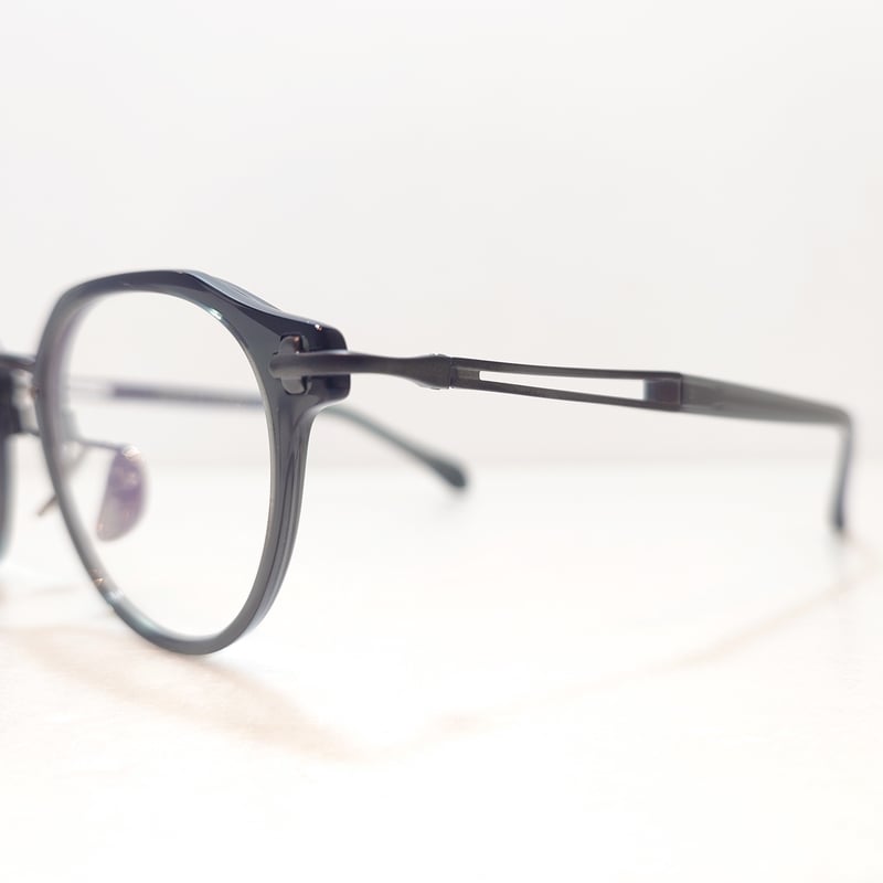 美品 TAYLOR WITH RESPECT void 04 TAYLOR WITH RESPECT void Col.04(Smoke Green) |