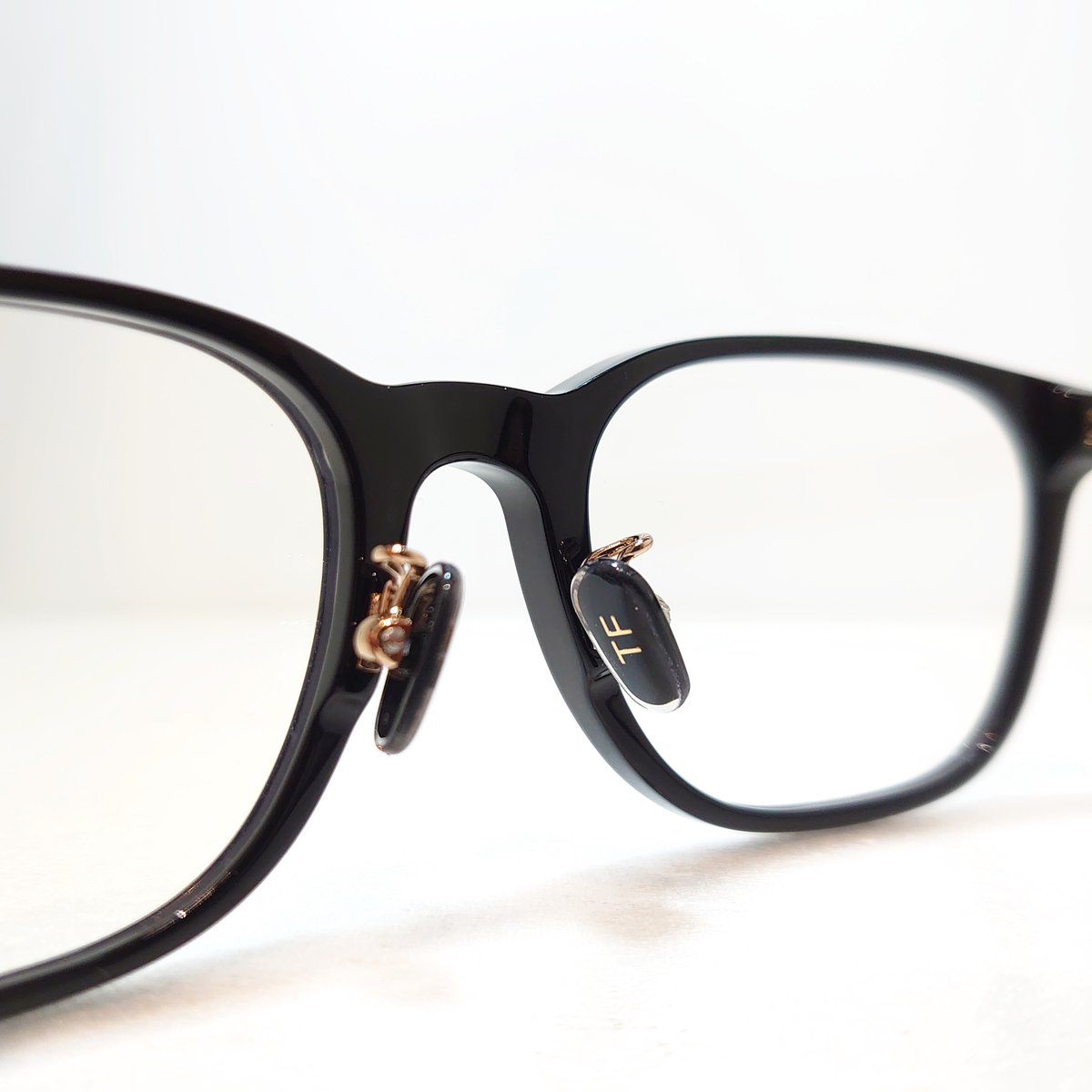 TOM FORD TF5860-D-B 販売価格 53,900円 TOM FORD TF5860-D-B TOM FORD TF5860-D-B 販売価格 53,900円 TOM FORD TF5860-D-B