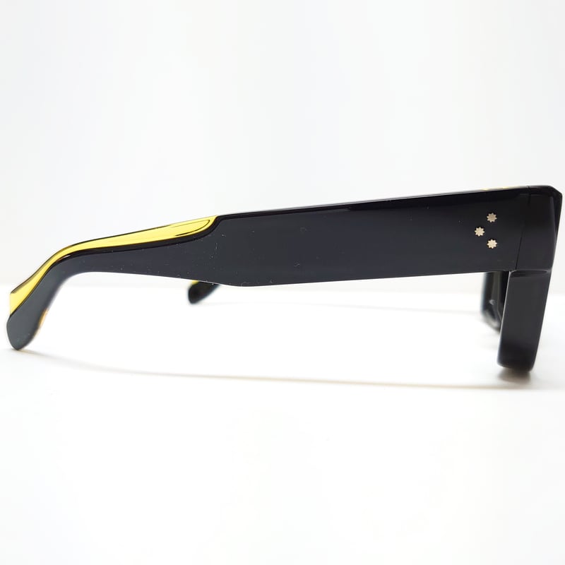 CUTLER AND GROSS 9690 01 | OPTICAL TAILOR CRADLE