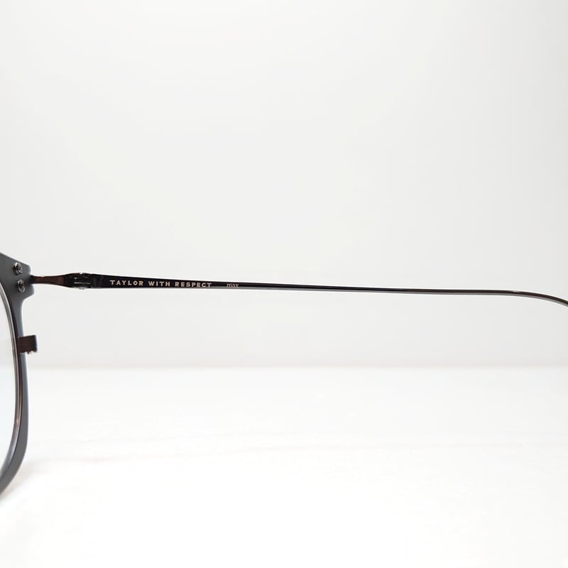 TAYLOR WITH RESPECT jux Col.03(Black) | OPTICAL