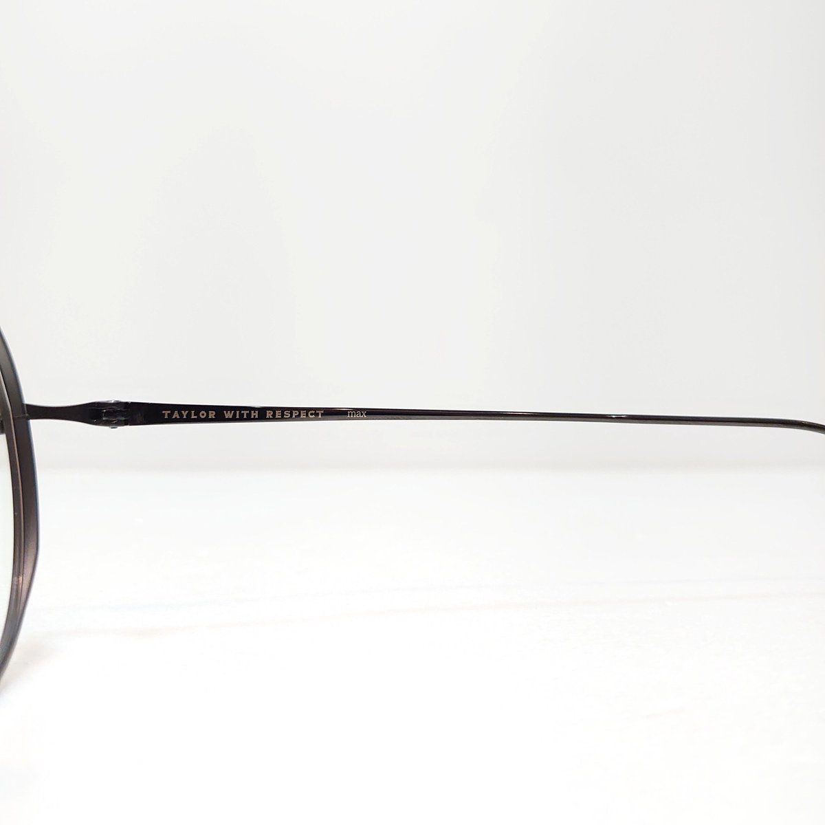 TAYLOR WITH RESPECT【正規品】 TAYLOR WITH RESPECT bebop Col.01(Clear Black) |