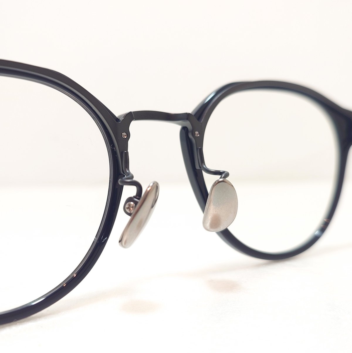 TAYLOR WITH RESPECT void Col.01(Obsidian Black)