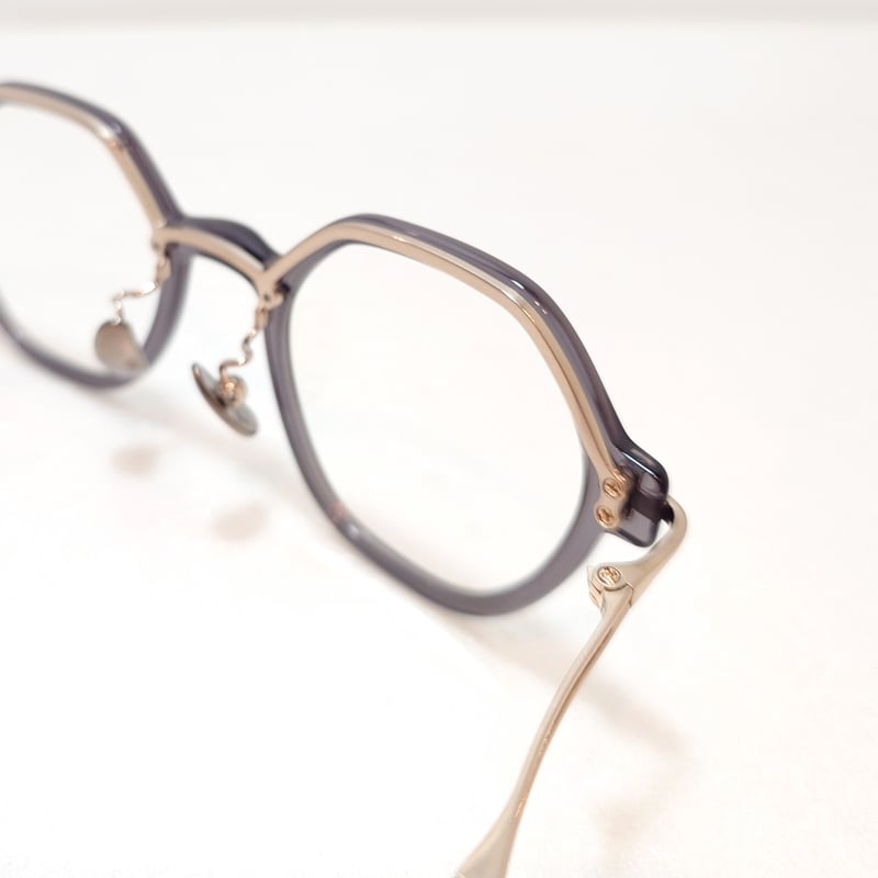 TAYLOR WITH RESPECT bebop Col.04(Clear Smoke Pu