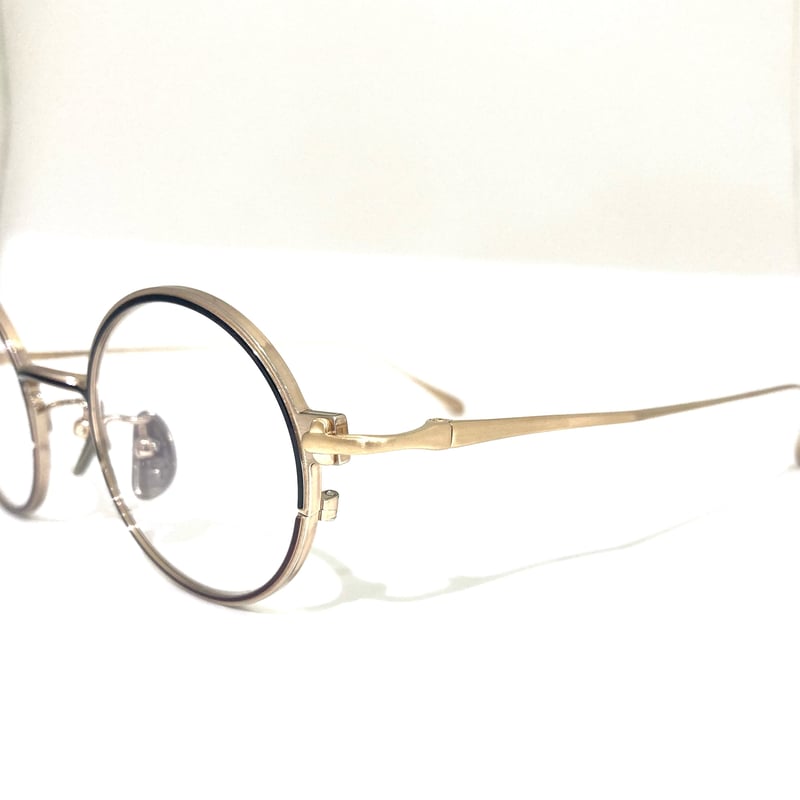 TAYLOR WITH RESPECT phi Col.01(Black Wine&Gold)