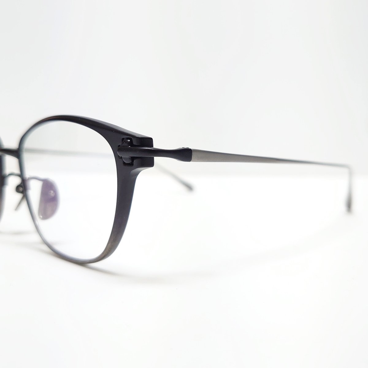 TAYLOR WITH RESPECT castor Col.01 | OPTICAL TAI 