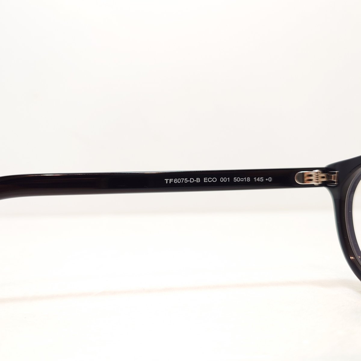 TOM FORD】 TF6075-D-B ECO 001 | OPTICAL TAILOR 