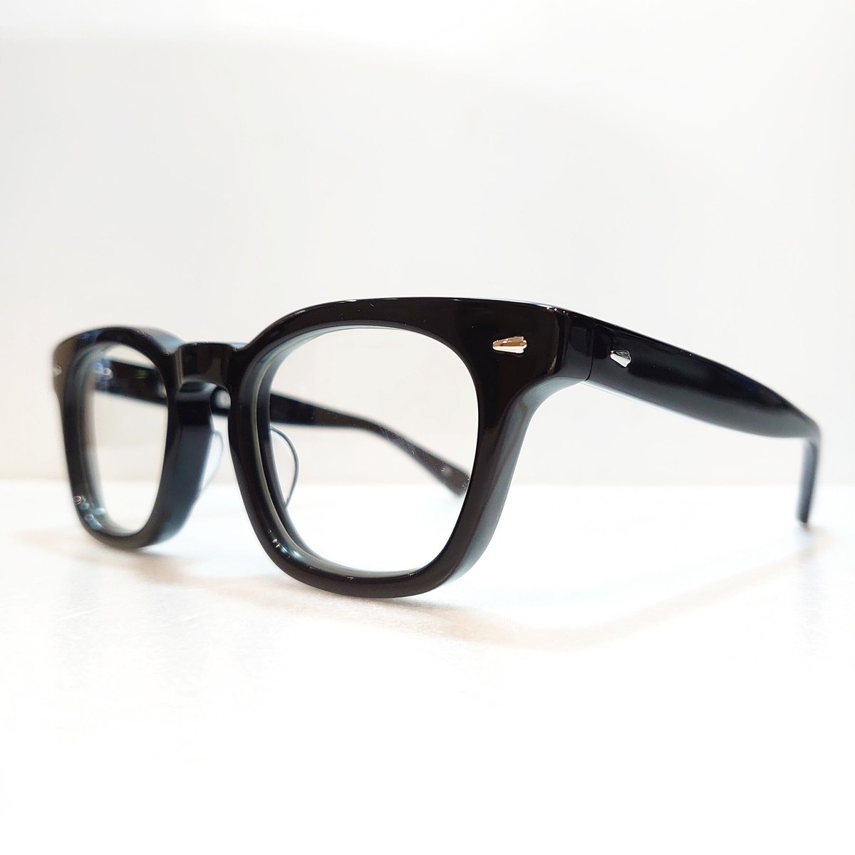 EFFECTOR CUT BK | OPTICAL TAILOR CRADLE EFFECTOR CUT BK | OPTICAL TAILOR CRADLE