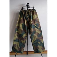 ブラッシュカモ　ベルギー　軍パン　ミリタリー 新商品】ベルギー軍 ブラッシュカモパンツ / Size 12 / デッド