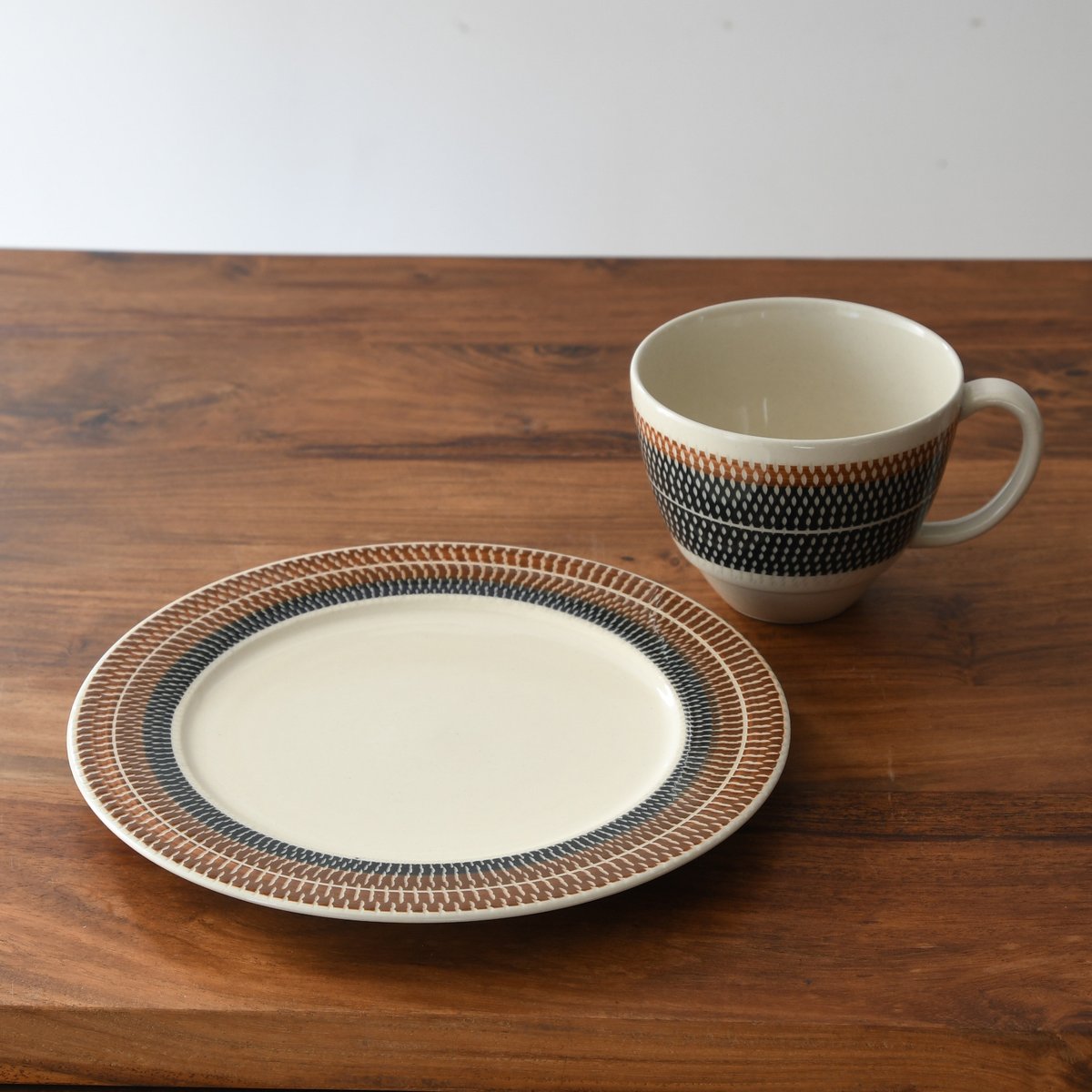 曽根洋司：T-Kannaケーキ皿（各色） | 市之倉さかづき美術館 ギャラリー宙