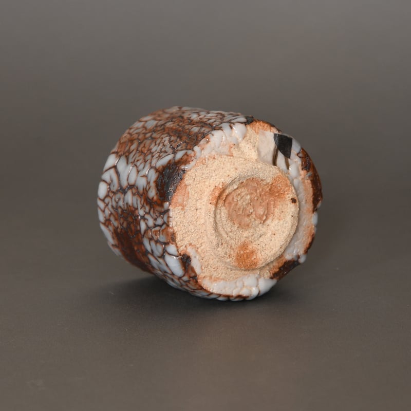 鈴木伸治：鼠志野ぐい呑 /B-20 | 市之倉さかづき美術館 ギャラリー宙