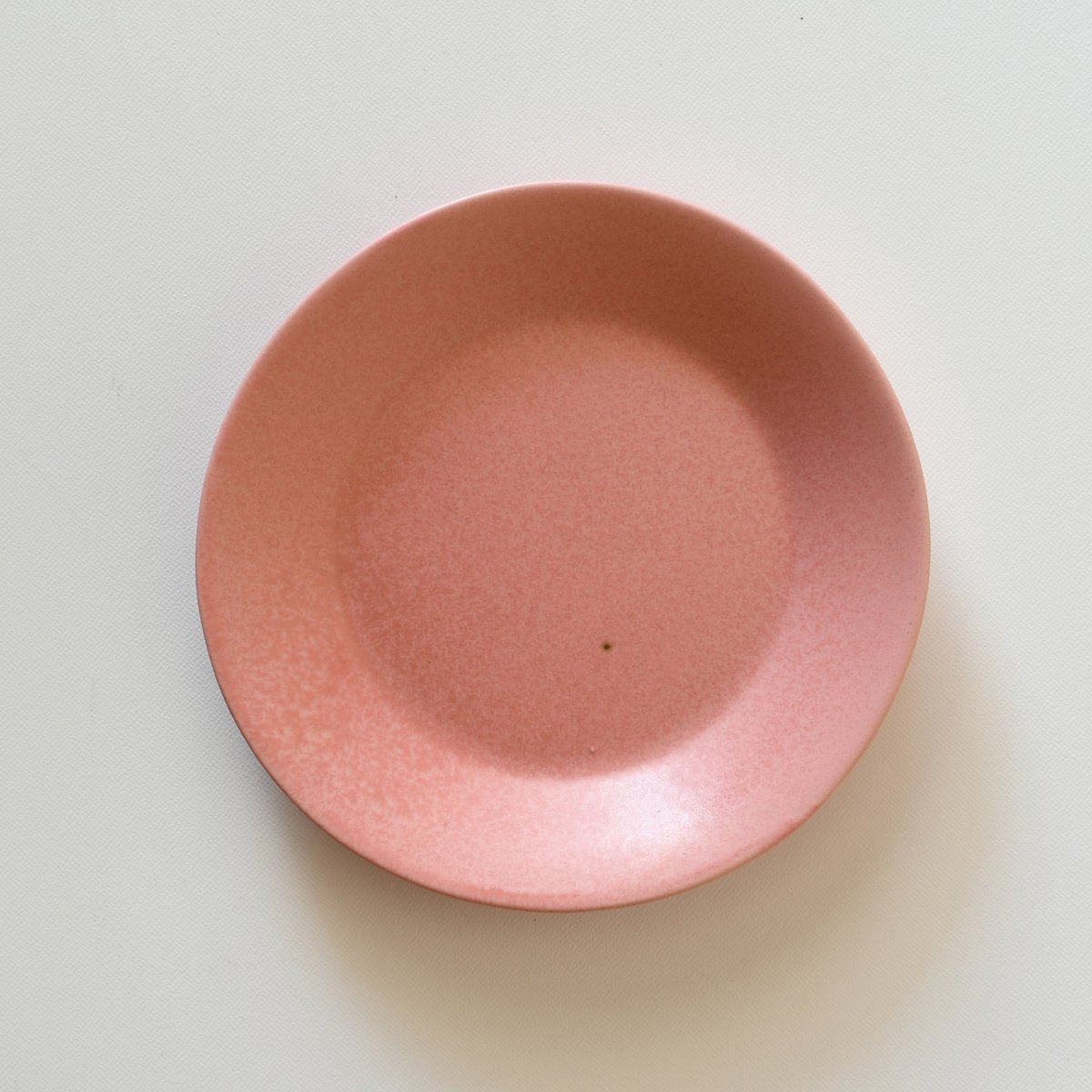 村上雄一：リムプレート(小) /BM-10桃色 | 市之倉さかづき美術館
