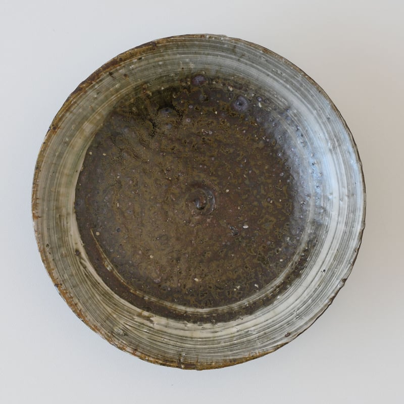 額賀円也：刷毛目7寸浅鉢 /B-128 | 市之倉さかづき美術館 ギャラリー宙