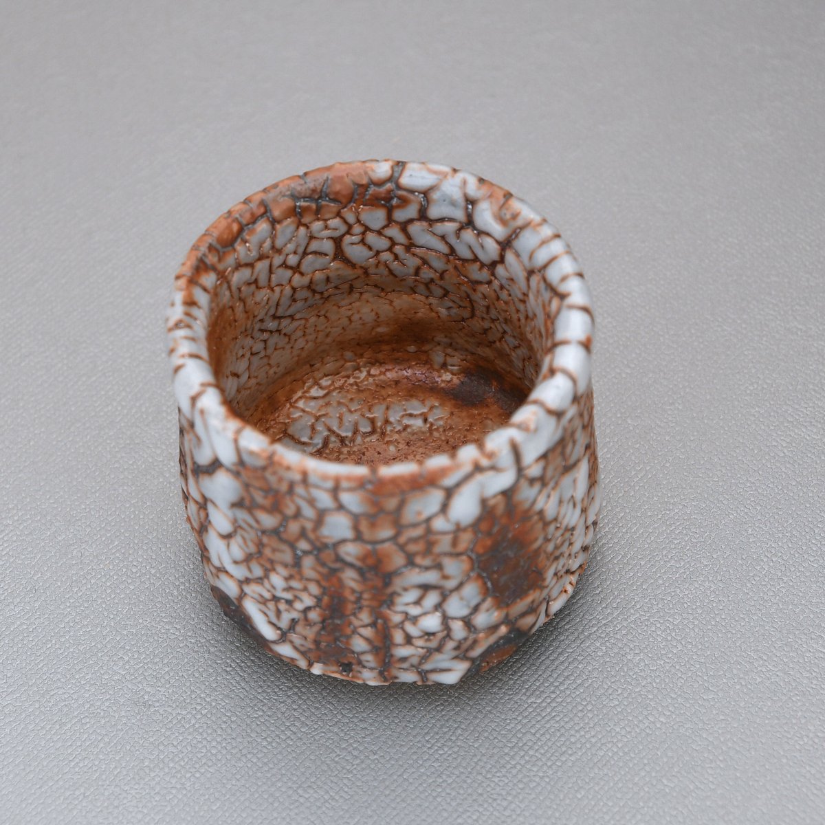 鈴木伸治：練上志野ぐい呑 /B-18 | 市之倉さかづき美術館 ギャラリー