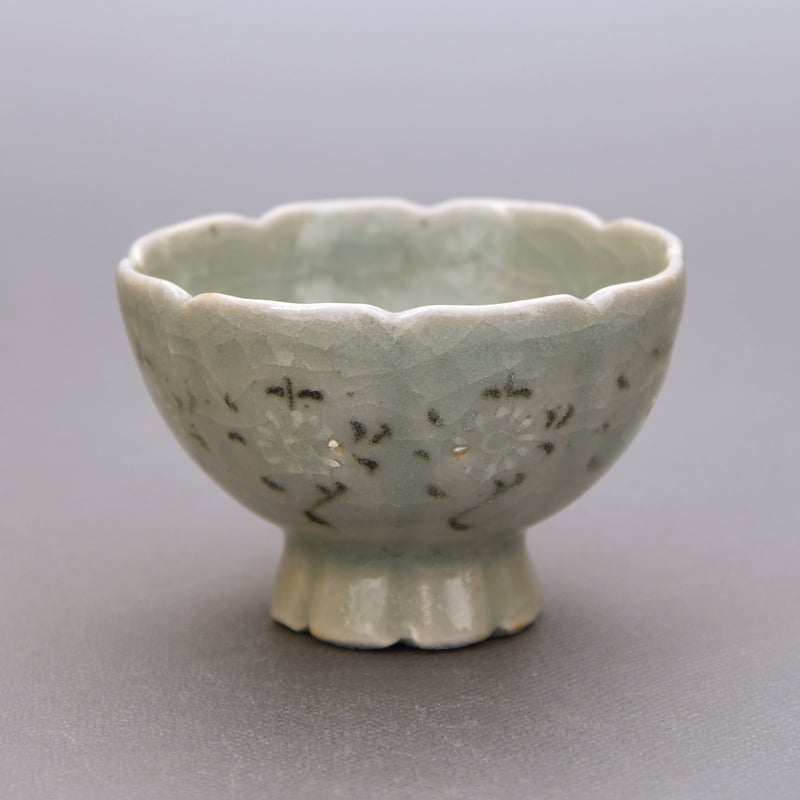 松浦祐介：青磁盃 /B-78 | 市之倉さかづき美術館 ギャラリー宙