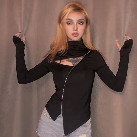 Cut out 変形 Top