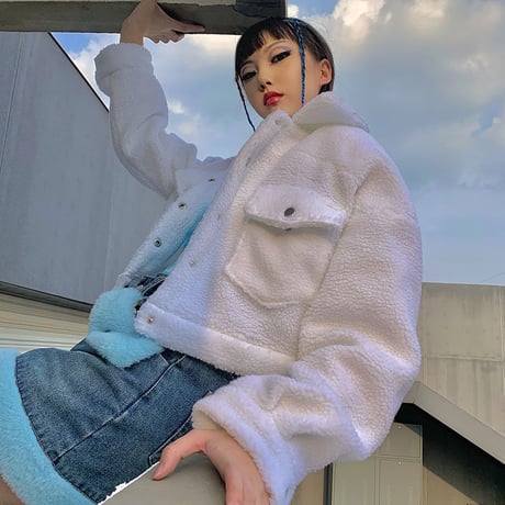 2色 Fluffy Jacket