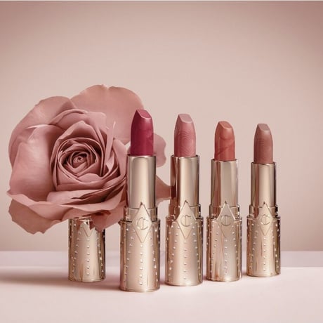 【日本未入荷】新作 Charlotte Tilbury リップスティック K.I.S.S.I.N.G Lipstick - Look of Love Collection【海外コスメ】