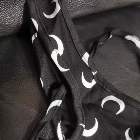2色 Black & White Moon 変形 Top