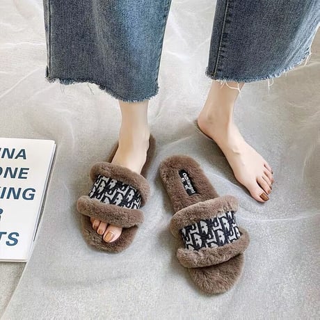 3色 Fluffy Logo Slide