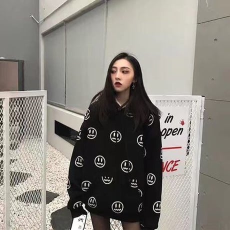 Smile Hoodie パーカー