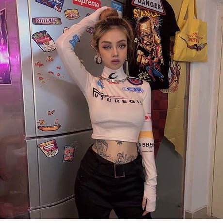 Graphic high-neck Tops