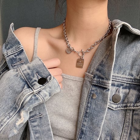 Square chain ネックレス