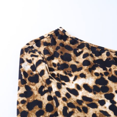 Half shoulder  Leopard Cut Top