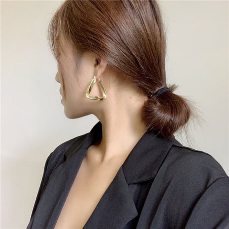 2色 Triangle Shell ピアス