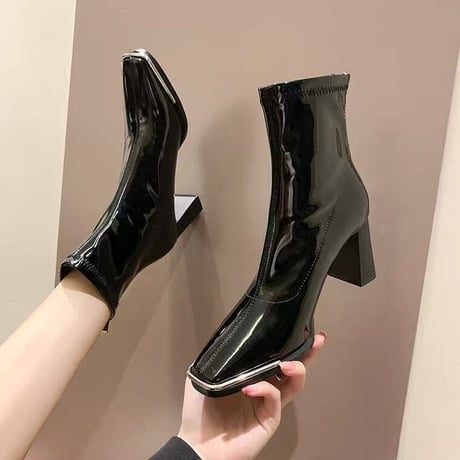 エナメル ショートブーツ
