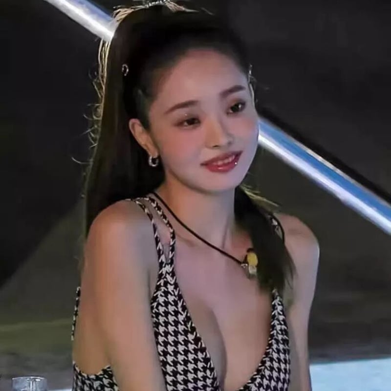 千鳥格子 クロス ビキニ | PLASTIC BUNNY