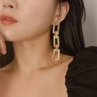 スクエア チェーン ピアス