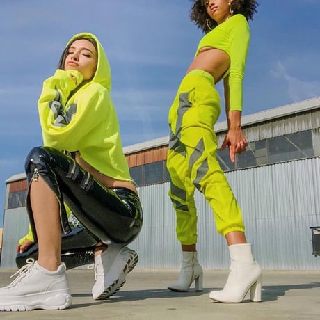 Thunder Bolt Cropped パーカー