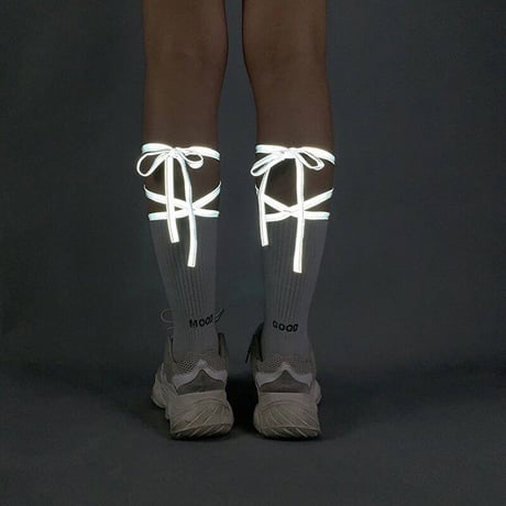 Lace Me Up 発光 ソックス